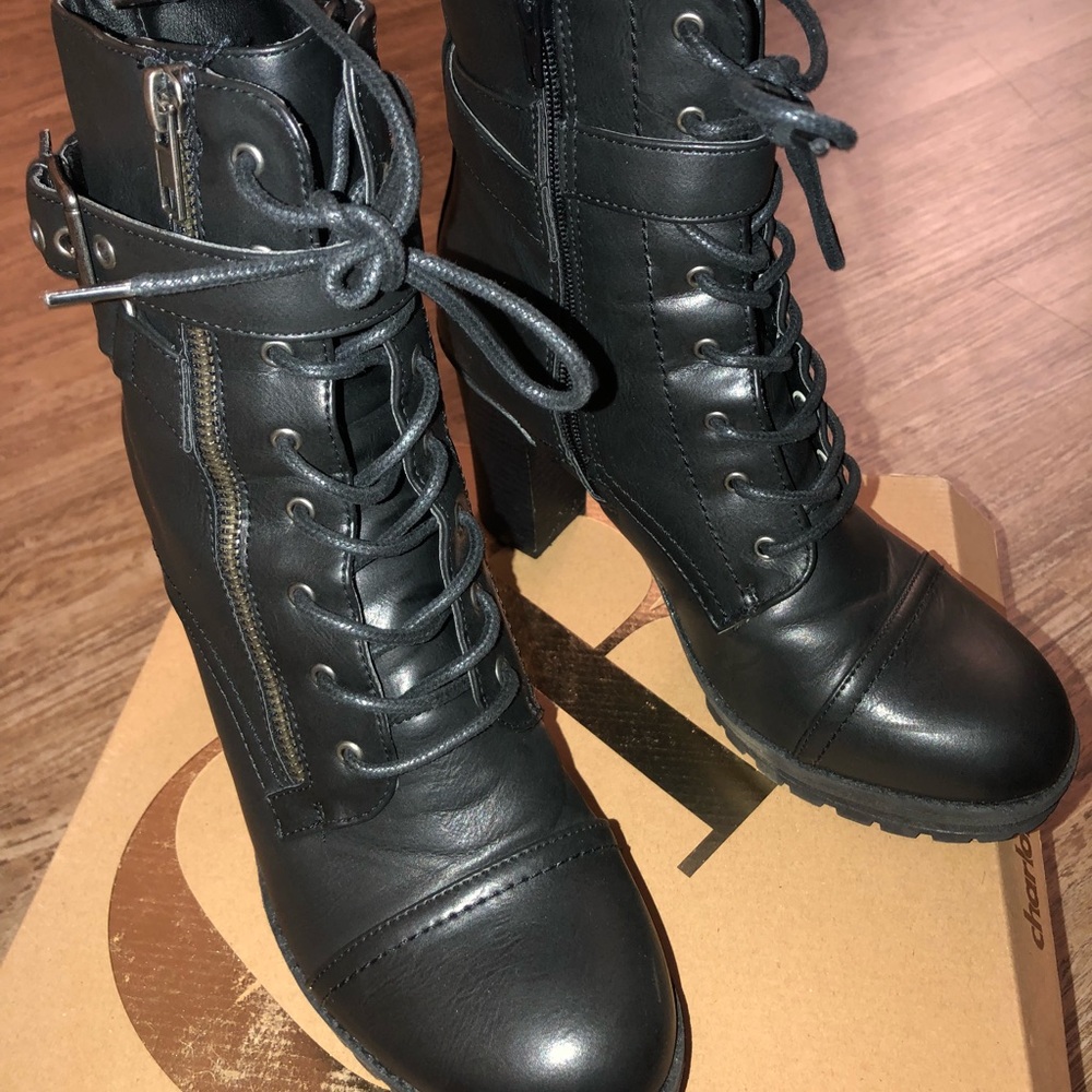 Black Healed Boots